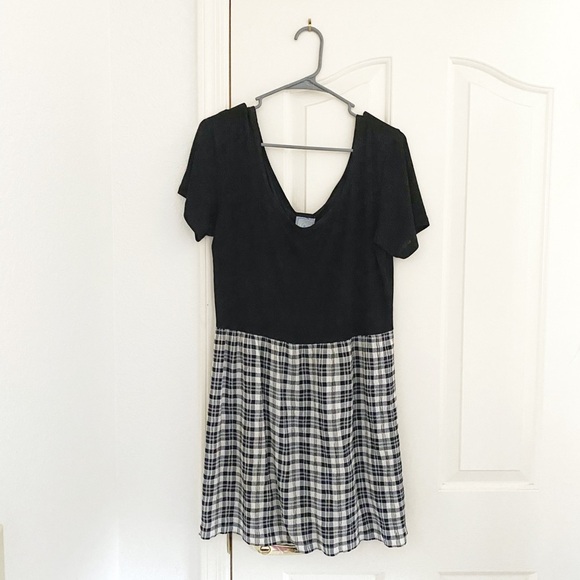 Baja Blue Dresses & Skirts - Vintage Baja Blue Black & Plaid Short Sleeve Dress